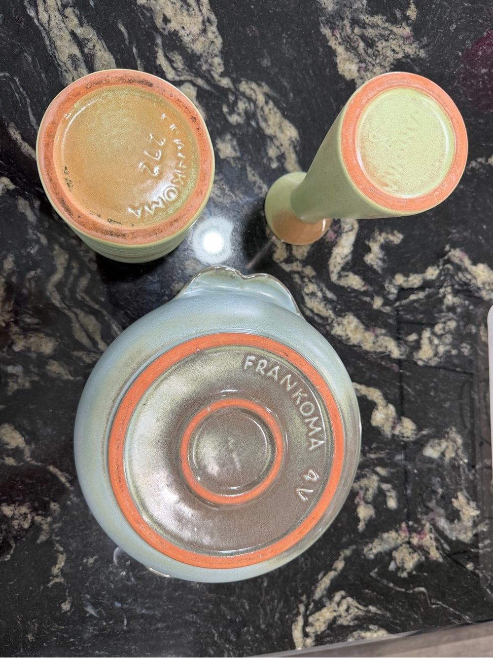 Frankoma Handcrafted Prairie Green Ceramic Pot and 2 Vases Decor signed - Picture 4 of 10